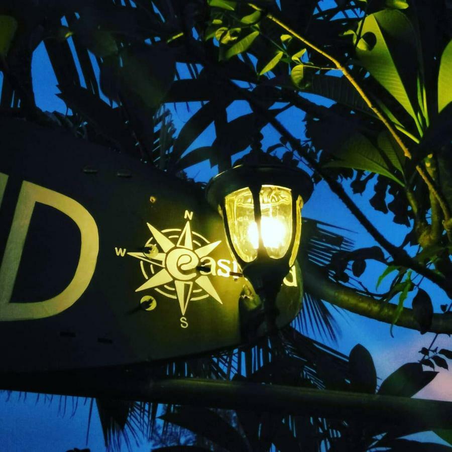Hotel Eastwind Surf Camp Arugam Bay Exterior foto